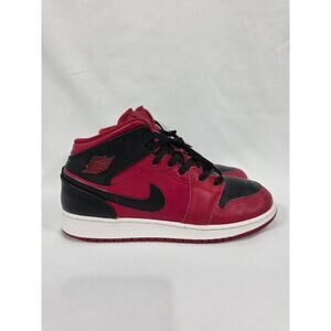 Nike Air Jordan 1 Mid Reverse Bred Big Kids Youth Size 7Y Red Black